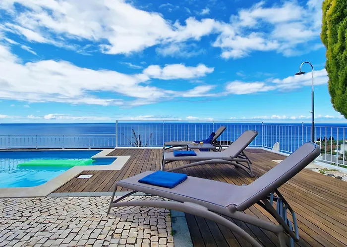 Valentina By Lovelystay