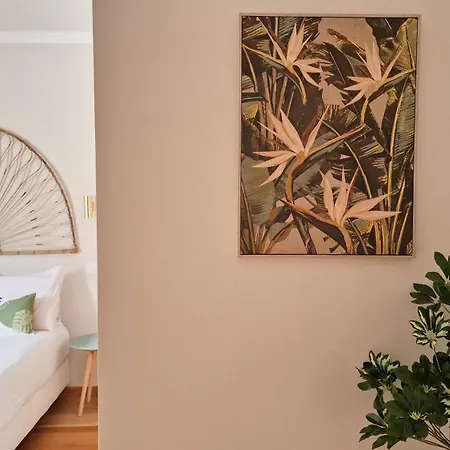 Valentina By Lovelystay Villa *