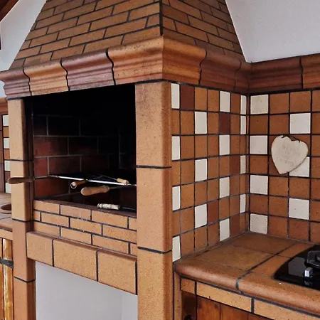 Valentina By Lovelystay *