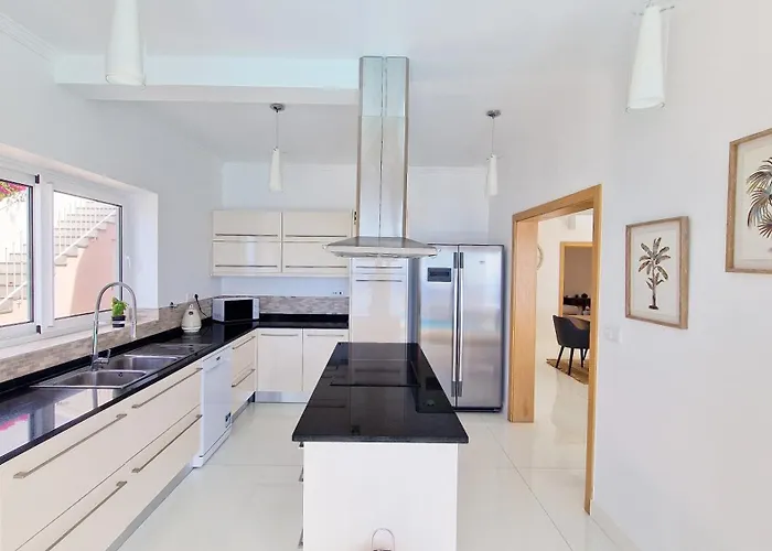 וילה Valentina By Lovelystay